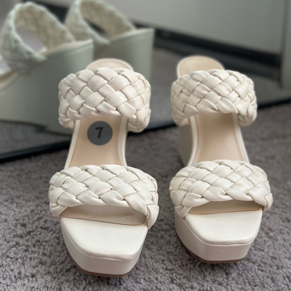 NESSIE WEDGE SANDALS - Picture 11 of 11